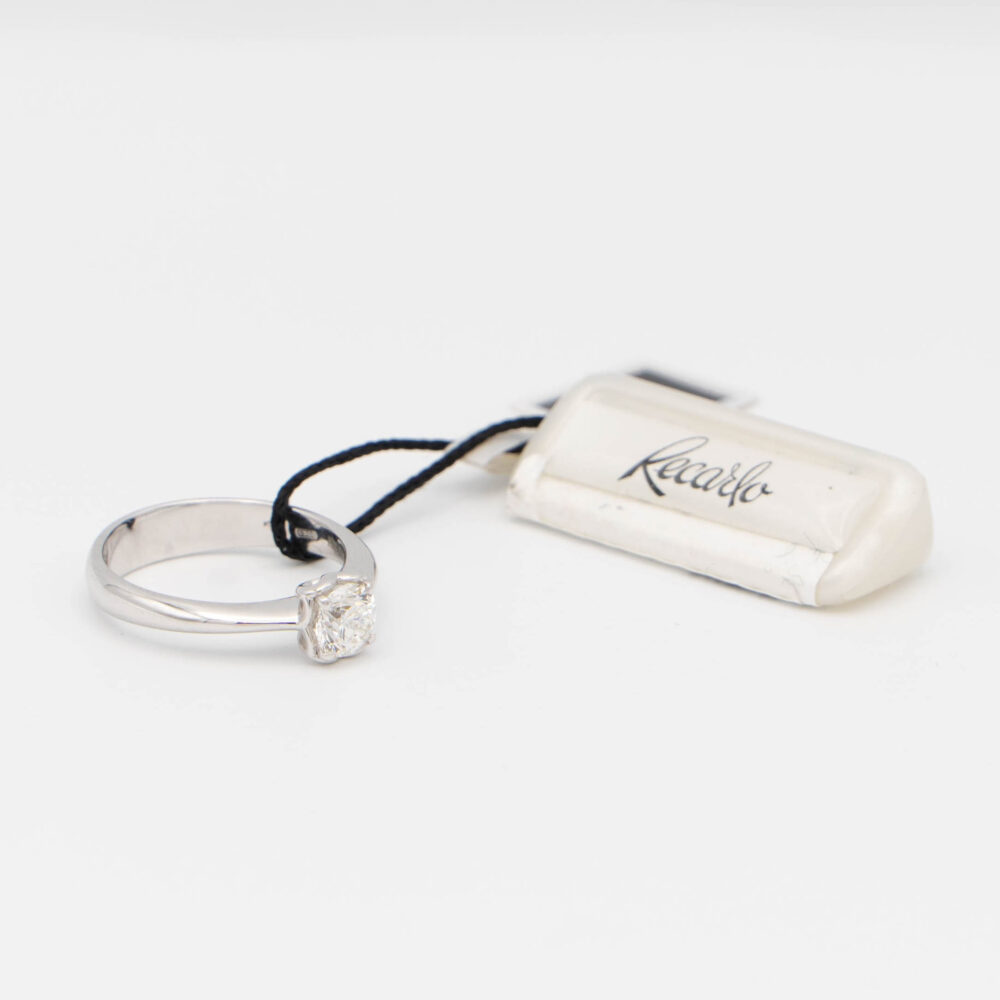 Anello con Diamante Recarlo xb730/065