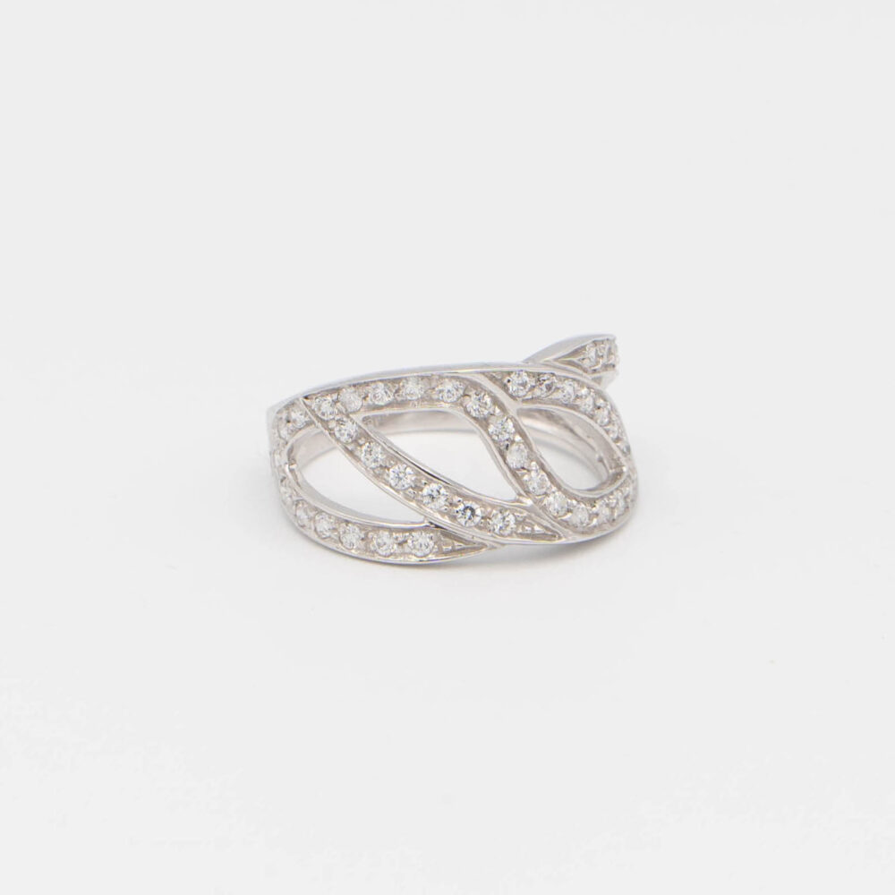 Anello Oro bianco e zirconi 38